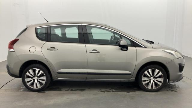 Peugeot 3008 image 1