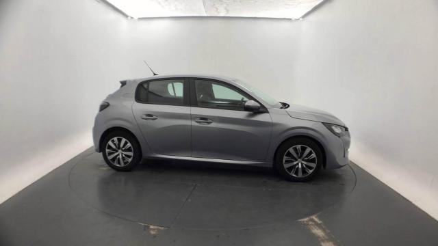 Peugeot 208 image 3