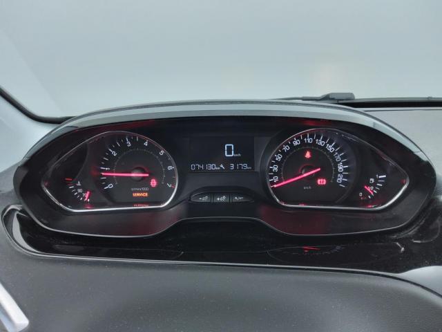 Peugeot 208 image 7