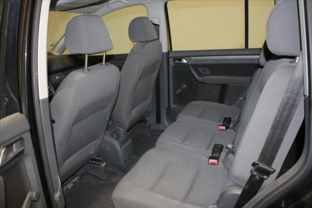 Volkswagen Touran image 8