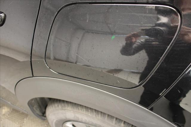 Peugeot 2008 image 8