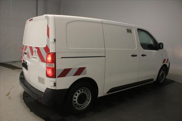 Peugeot Expert image 1