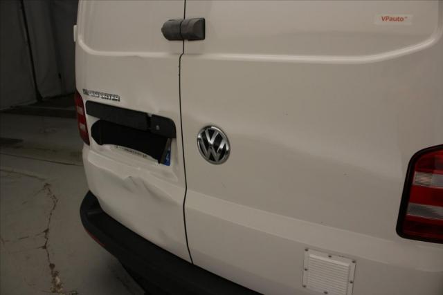 Volkswagen Transporter image 4