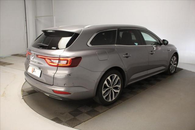 Renault Talisman Estate image 5