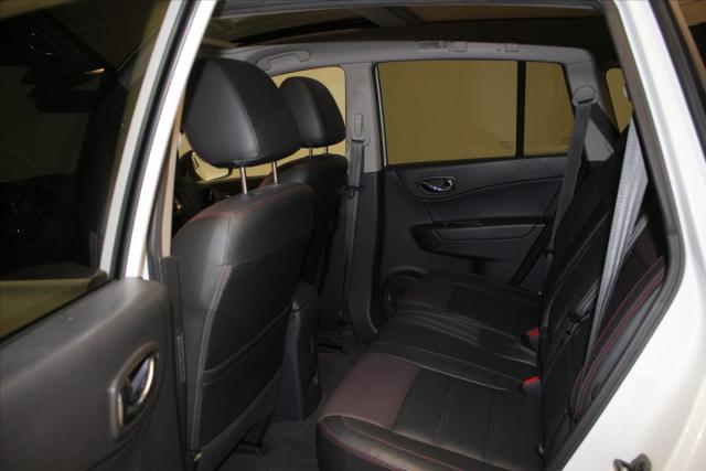 Renault Koleos image 2