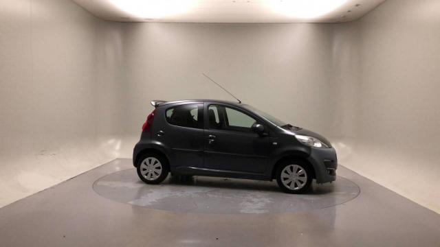 Peugeot 107 image 2