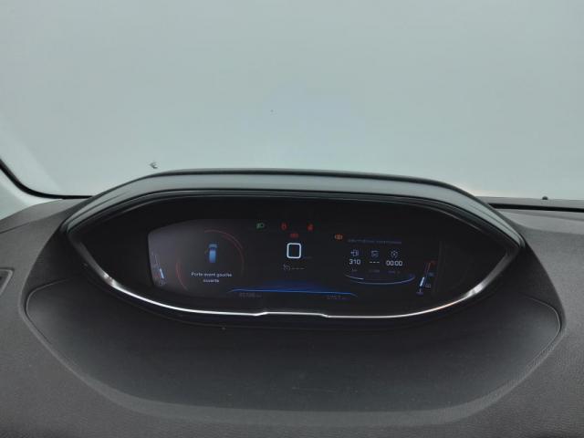 Peugeot 3008 image 2