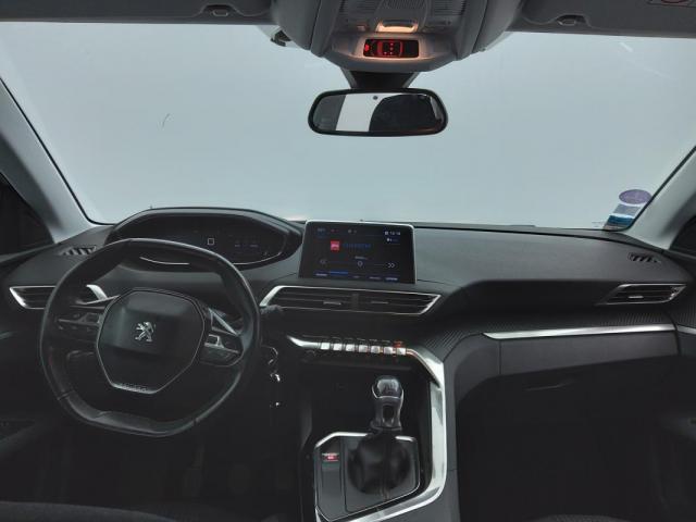 Peugeot 3008 image 8
