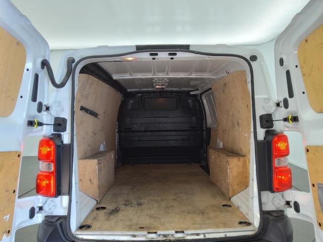 Peugeot Expert image 8