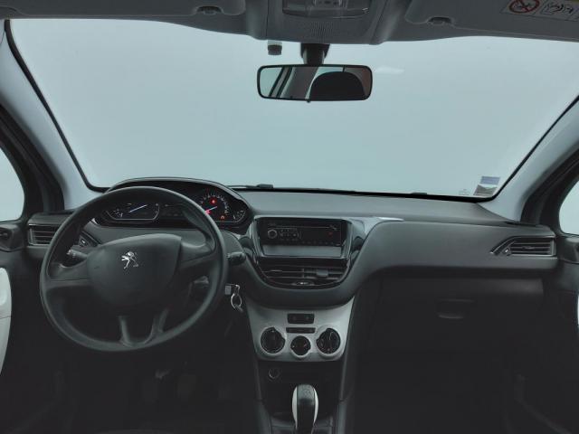 Peugeot 208 image 5