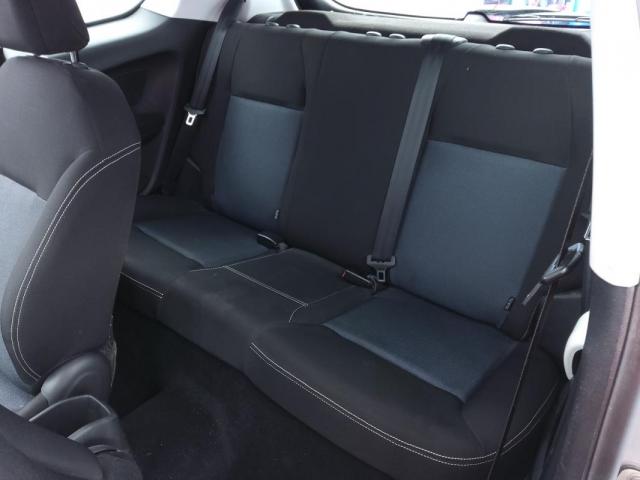 Peugeot 208 image 2