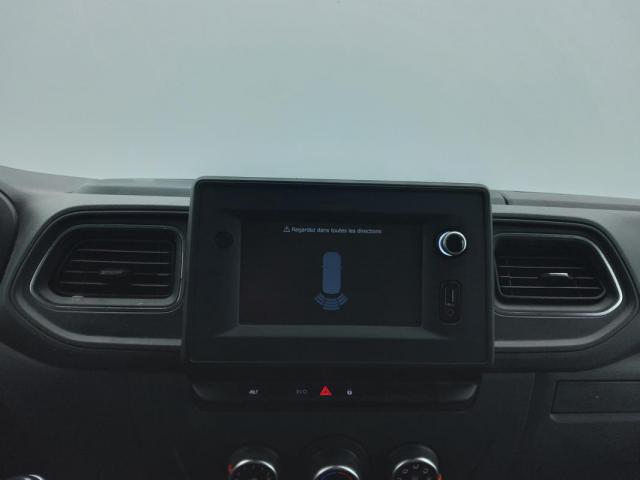 Renault Master image 7