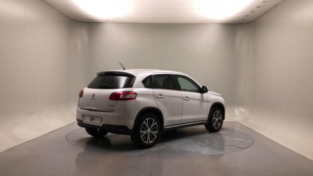 Peugeot 4008 image 7