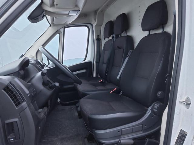 Peugeot Boxer image 4