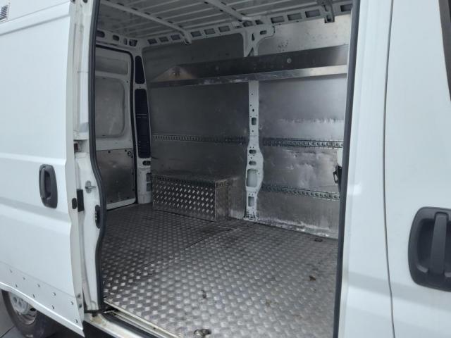 Peugeot Boxer image 3