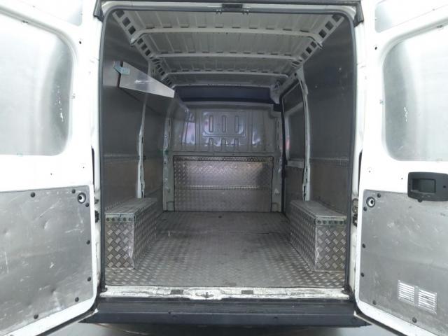 Peugeot Boxer image 1