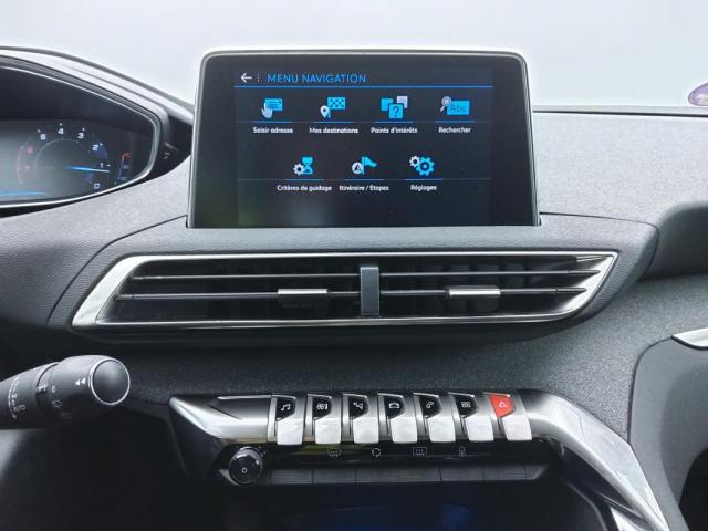 Peugeot 3008 image 8