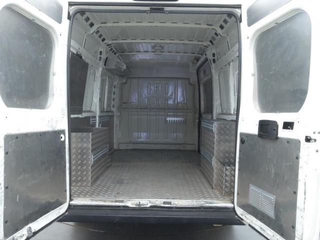 Peugeot Boxer image 4