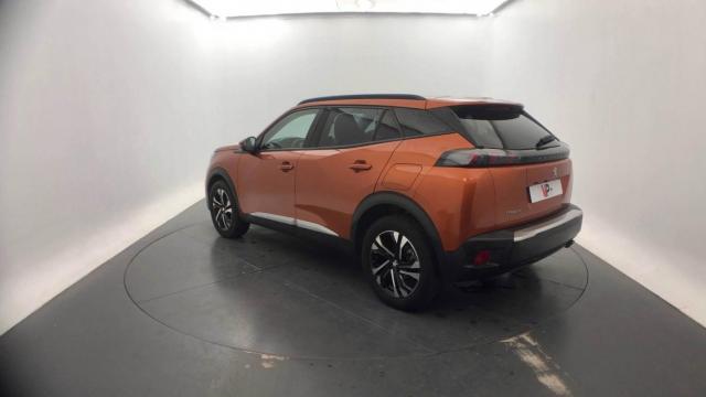 Peugeot 2008 image 8