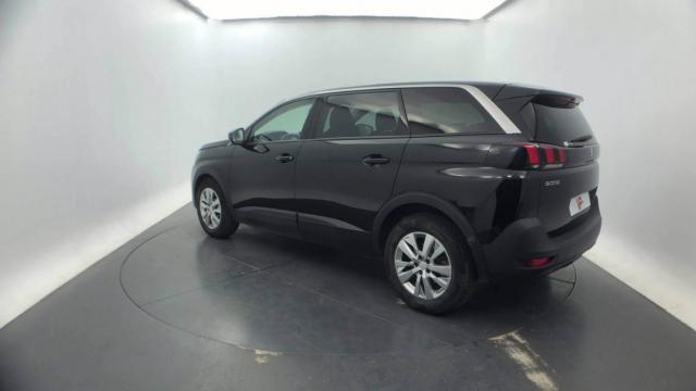 Peugeot 5008 image 7