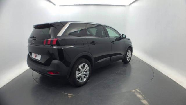Peugeot 5008 image 8