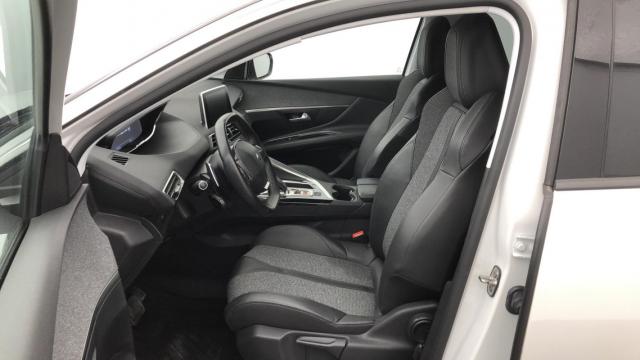 Peugeot 3008 image 7