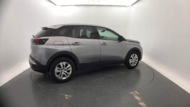 Peugeot 3008 image 1