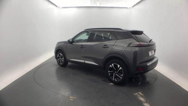 Peugeot 2008 image 2