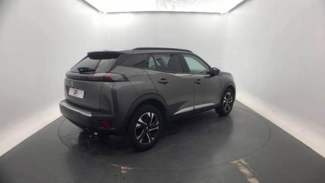 Peugeot 2008 image 3