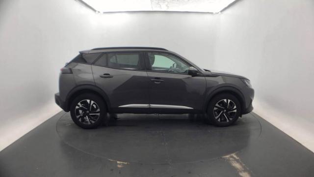 Peugeot 2008 image 1
