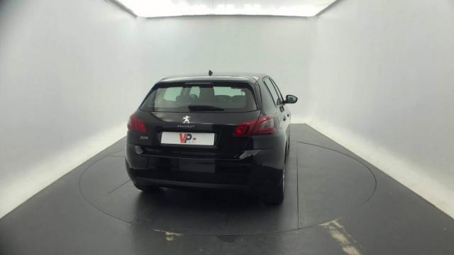 Peugeot 308 image 2