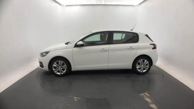 Peugeot 308 image 1