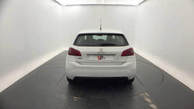 Peugeot 308 image 8