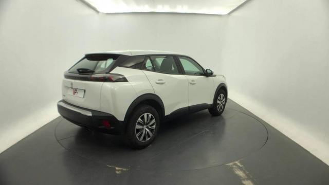 Peugeot 2008 image 1