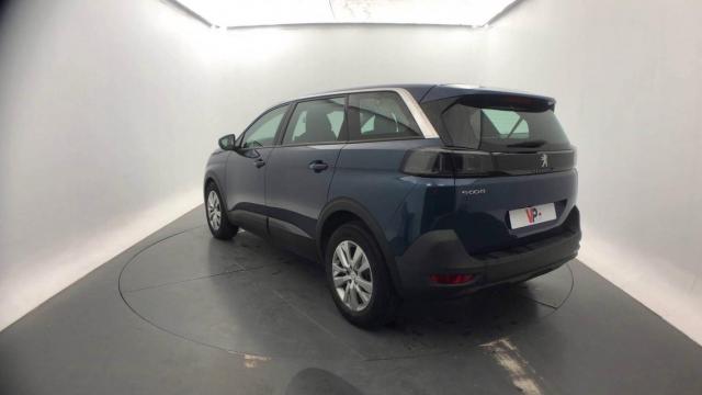 Peugeot 5008 image 1