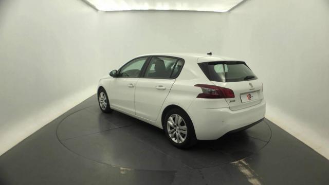 Peugeot 308 image 1