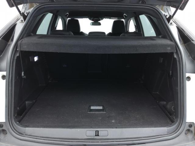 Peugeot 3008 image 2