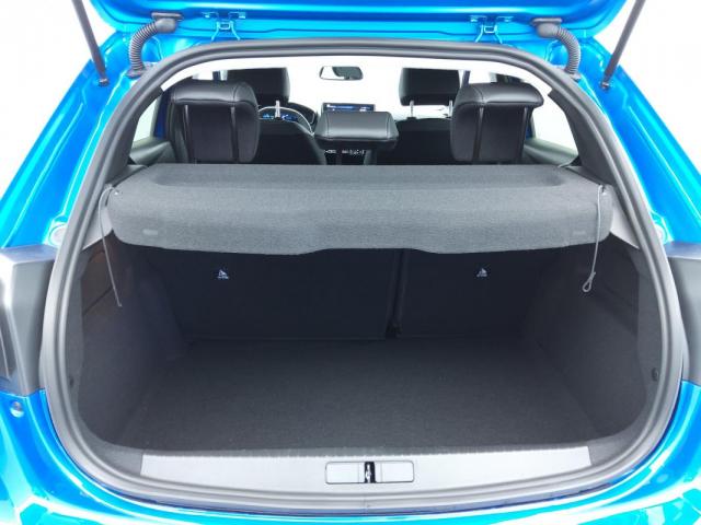 Peugeot 208 image 3