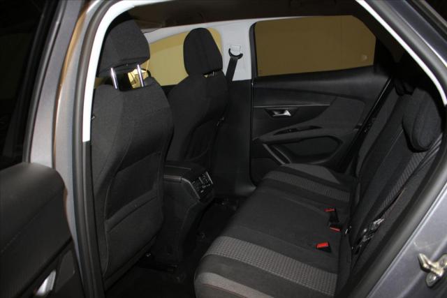 Peugeot 3008 image 1
