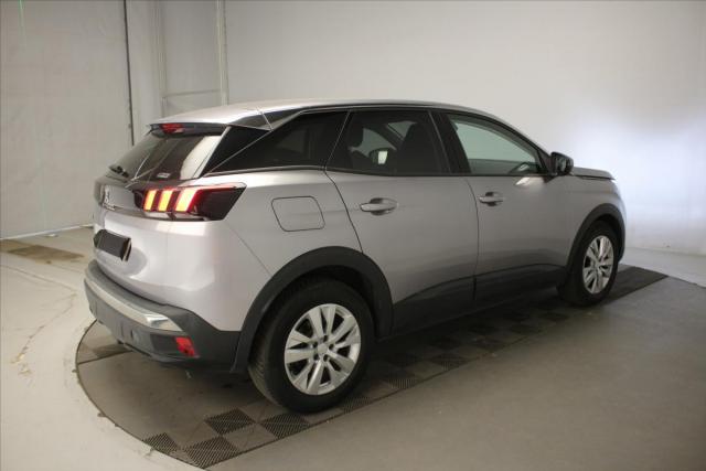 Peugeot 3008 image 3