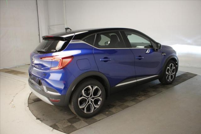 Renault Captur image 1