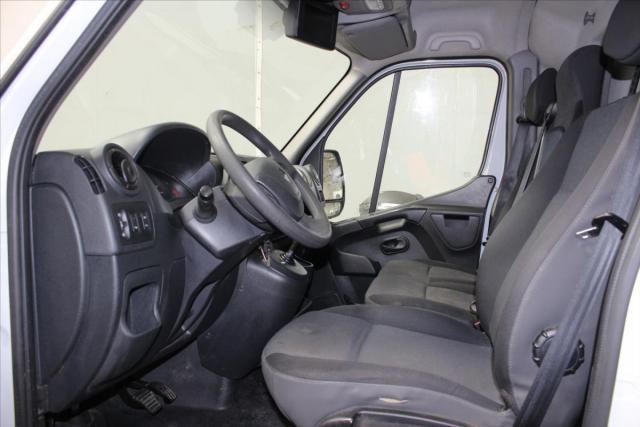Renault Master image 7