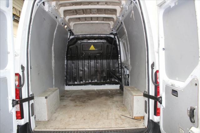 Renault Master image 4