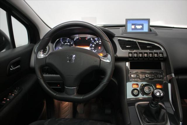 Peugeot 3008 image 1