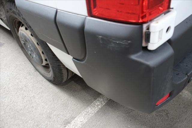 Renault Master image 1