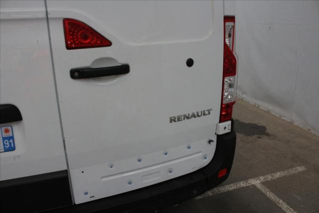 Renault Master image 2