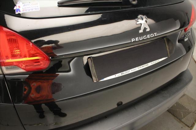 Peugeot 2008 image 1