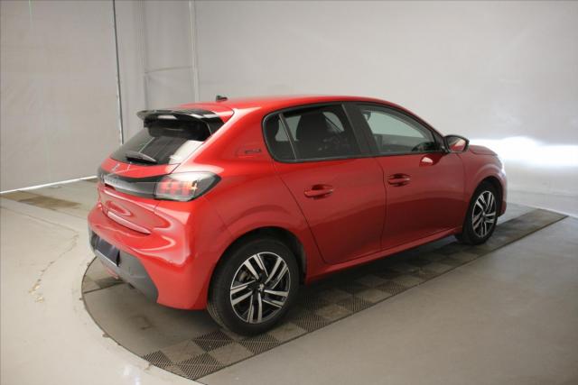 Peugeot 208 image 5