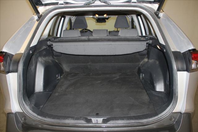 Toyota Rav4 image 5