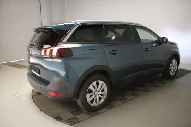 Peugeot 5008 image 4